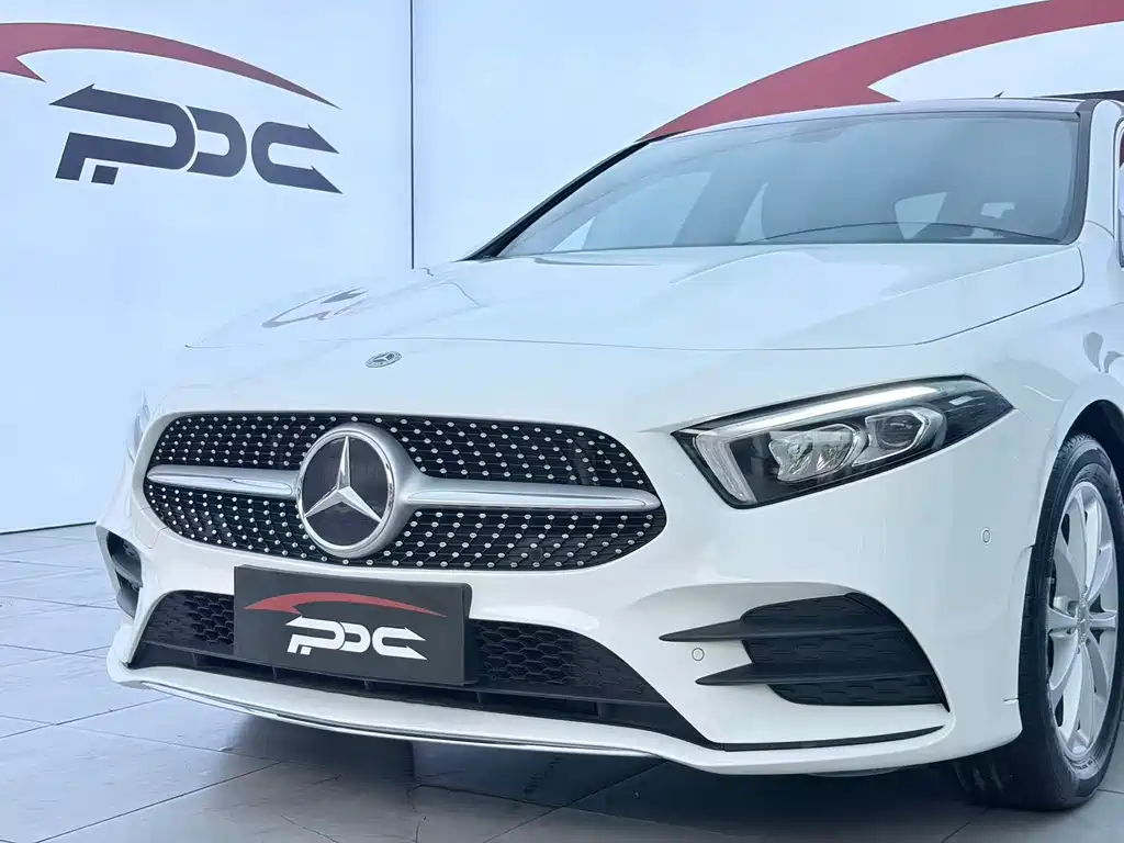 Mercedes-Benz A-Class 2021 — фото 4
