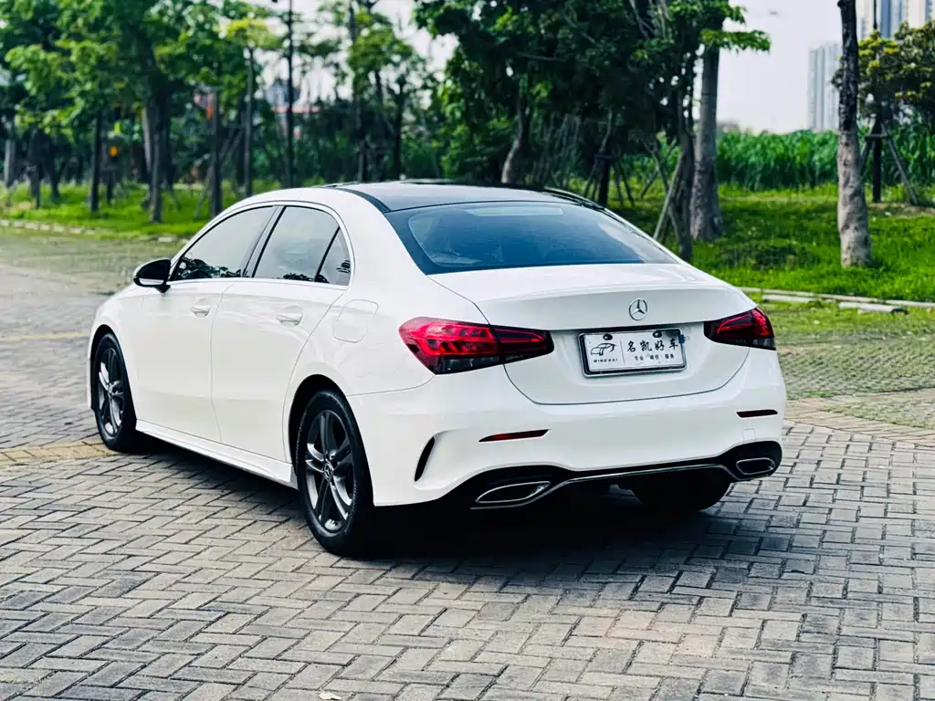 Mercedes-Benz A-Class 2020 — фото 6