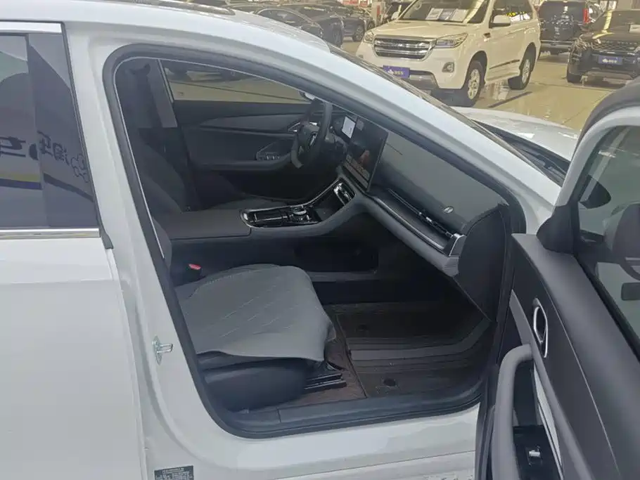 Geely Galaxy A7 EM 2025 — фото 8