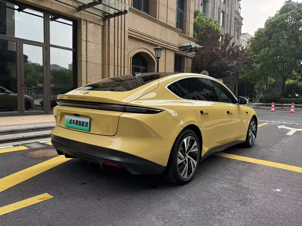 NIO ET5 2023 — фото 17