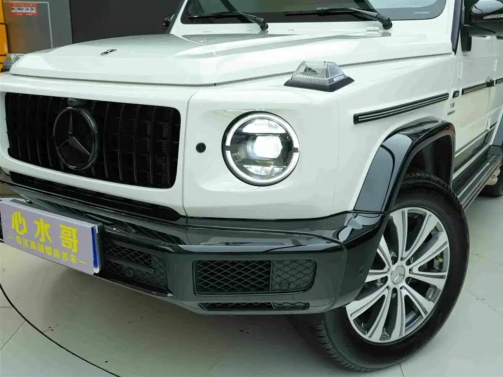 Mercedes-Benz G-Class 2024 — фото 19