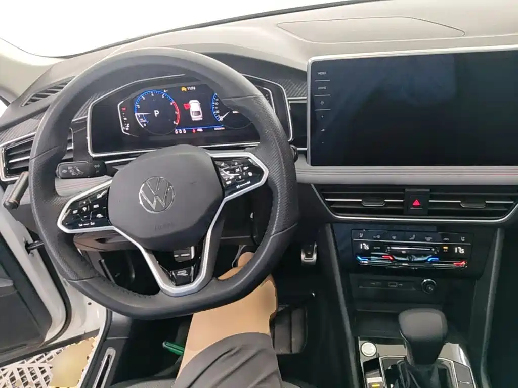 Volkswagen Tiguan X 2023 — фото 10
