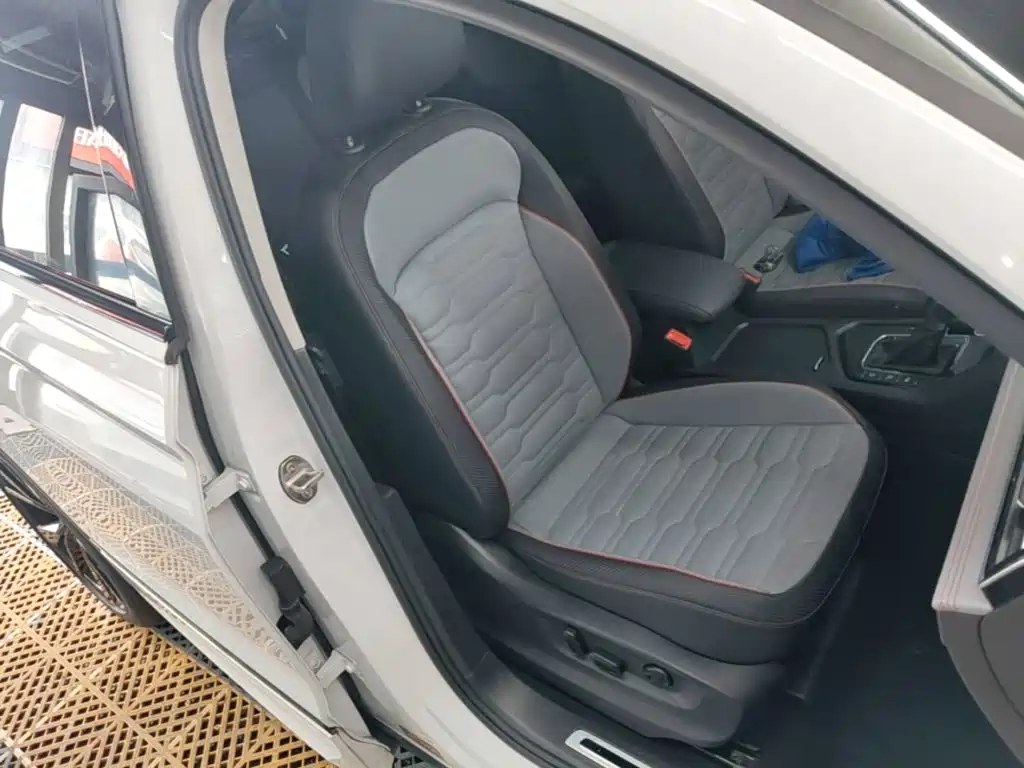 Volkswagen Tiguan X 2023 — фото 25