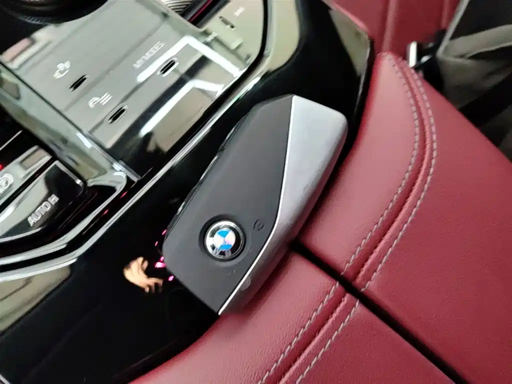 BMW 5 Series 2024 — фото 15