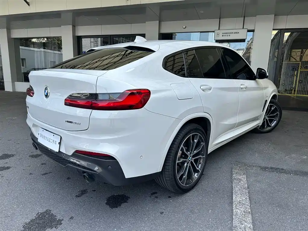 BMW X4 2021 — фото 3