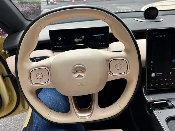 NIO ET5 2022