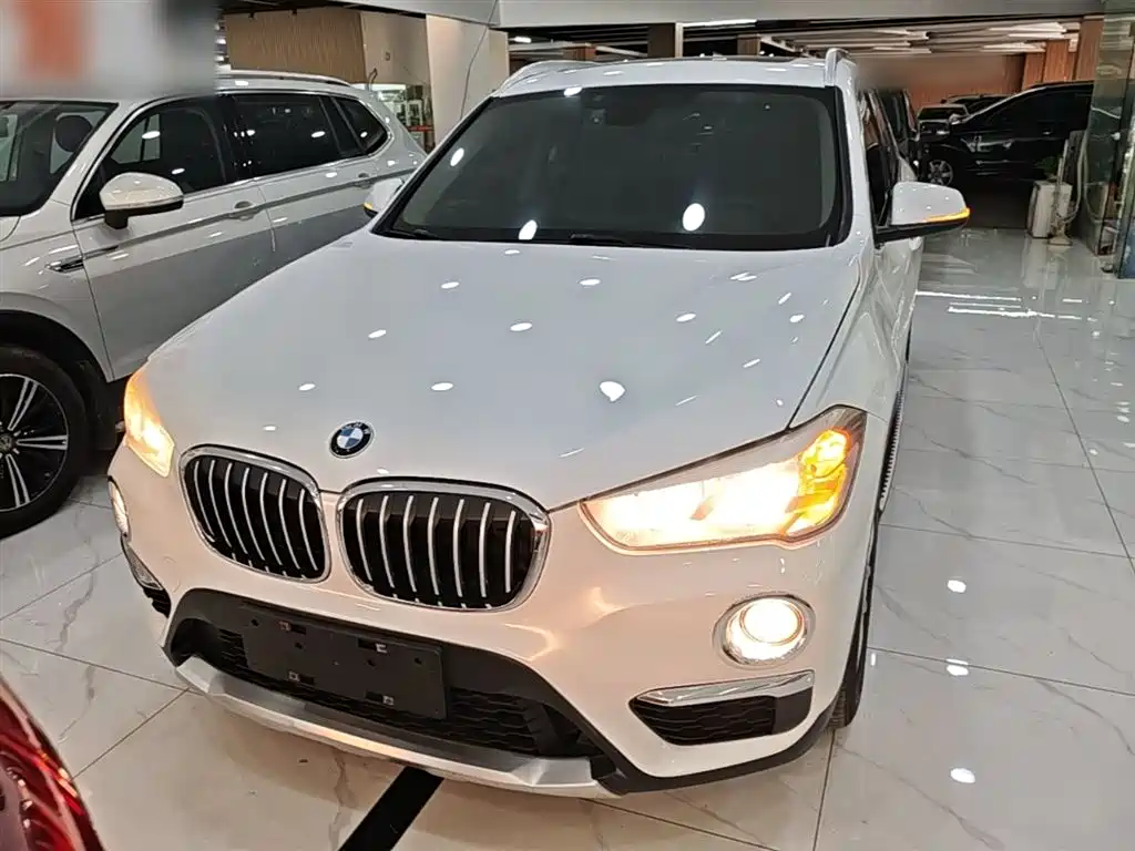 BMW X1 2017 — фото 3