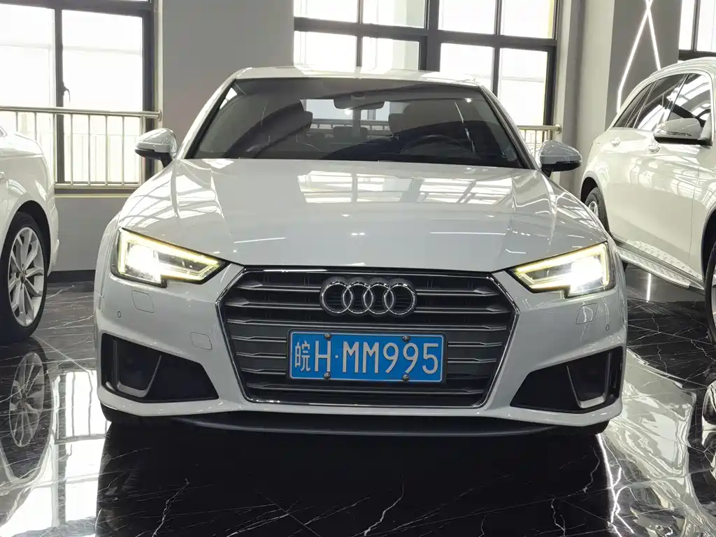 Audi A4L 2019
