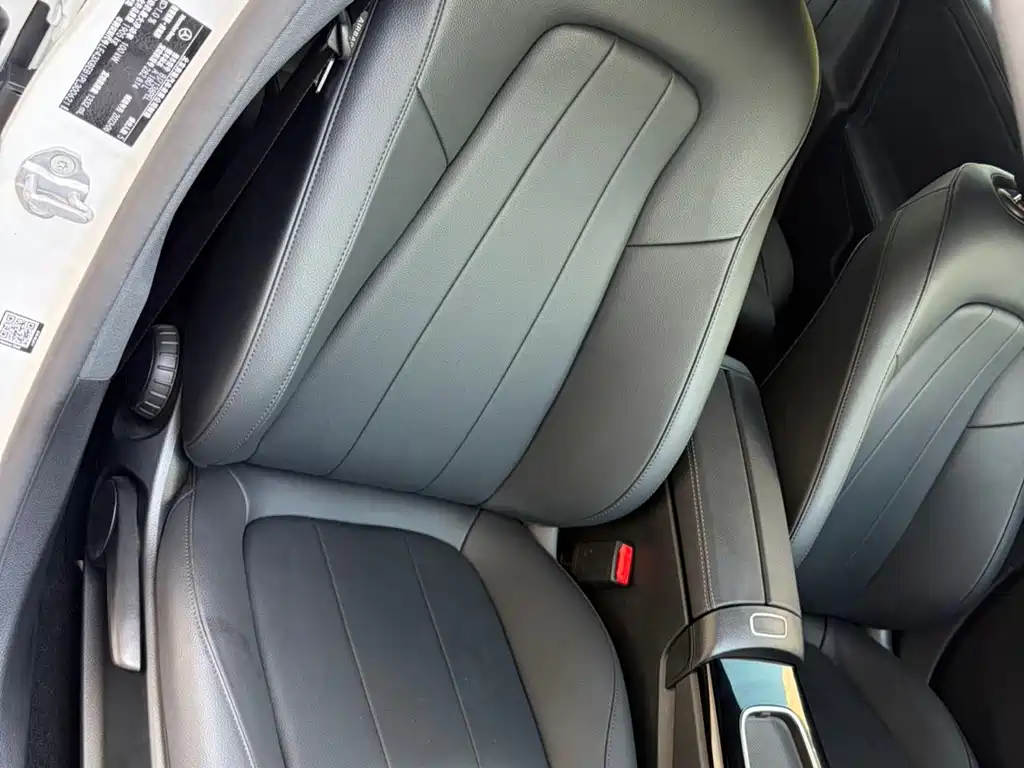 Mercedes-Benz A-Class 2024 — фото 10