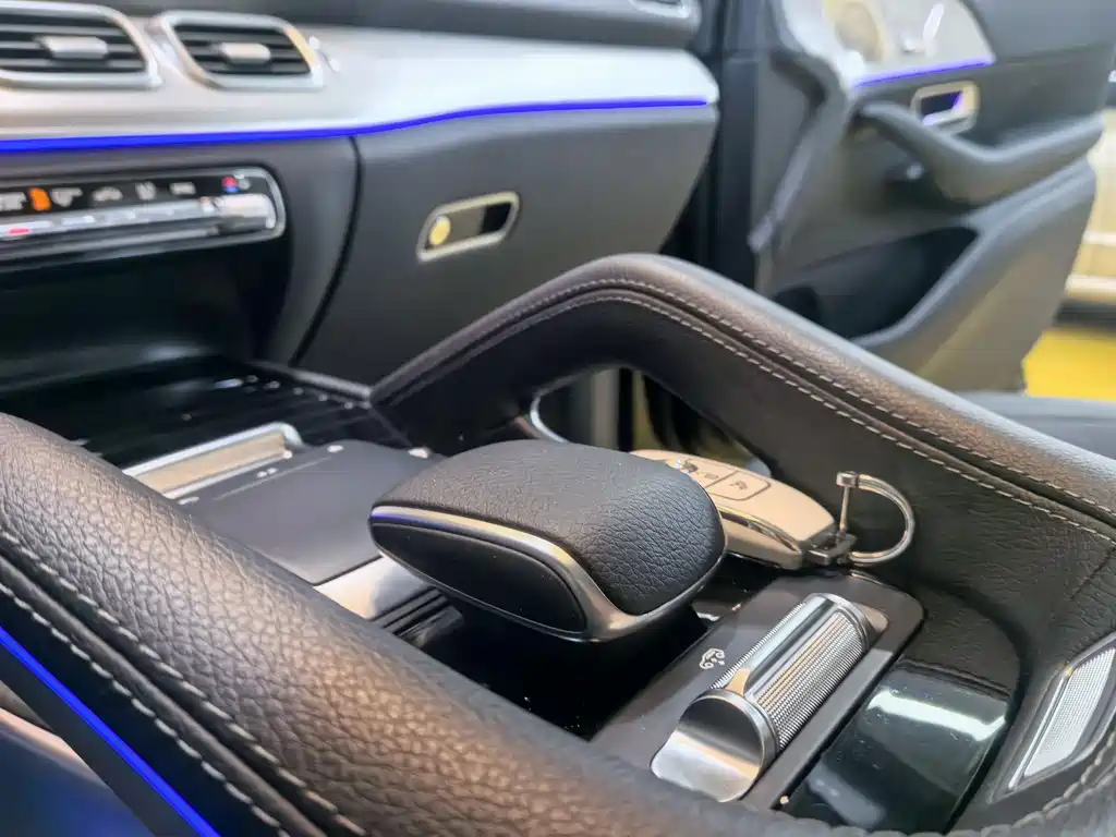 Mercedes-Benz GLE Coupe 2023 — фото 15