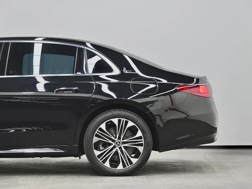Mercedes-Benz E-Class New Energy 2025 — фото 22