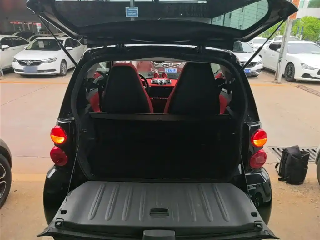 smart Fortwo 2014 — фото 19