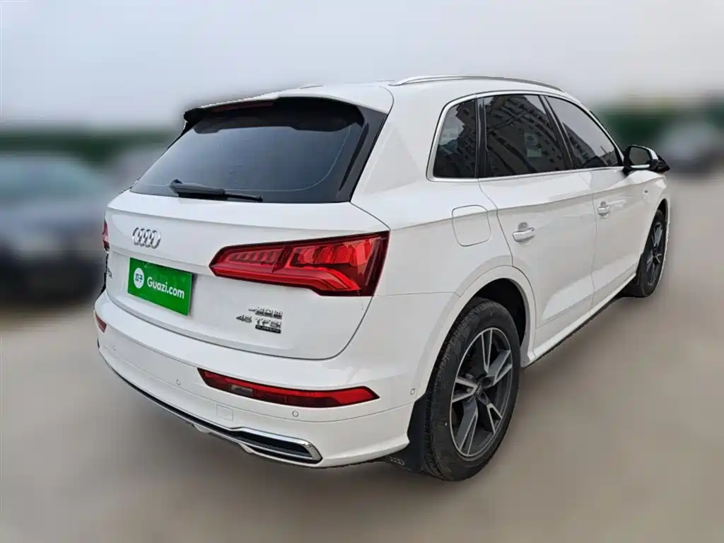 Audi Q5L 2022 — фото 4
