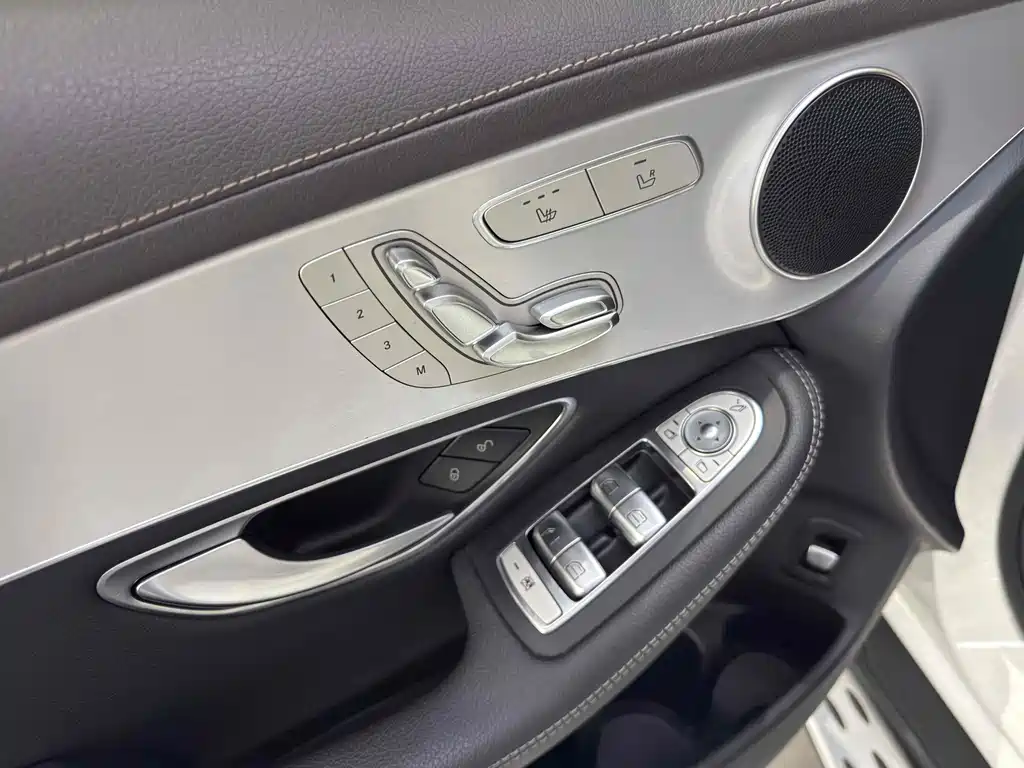 Mercedes-Benz GLC 2022 — фото 13