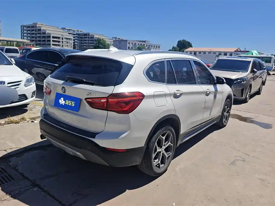 BMW X1 2018 — фото 3