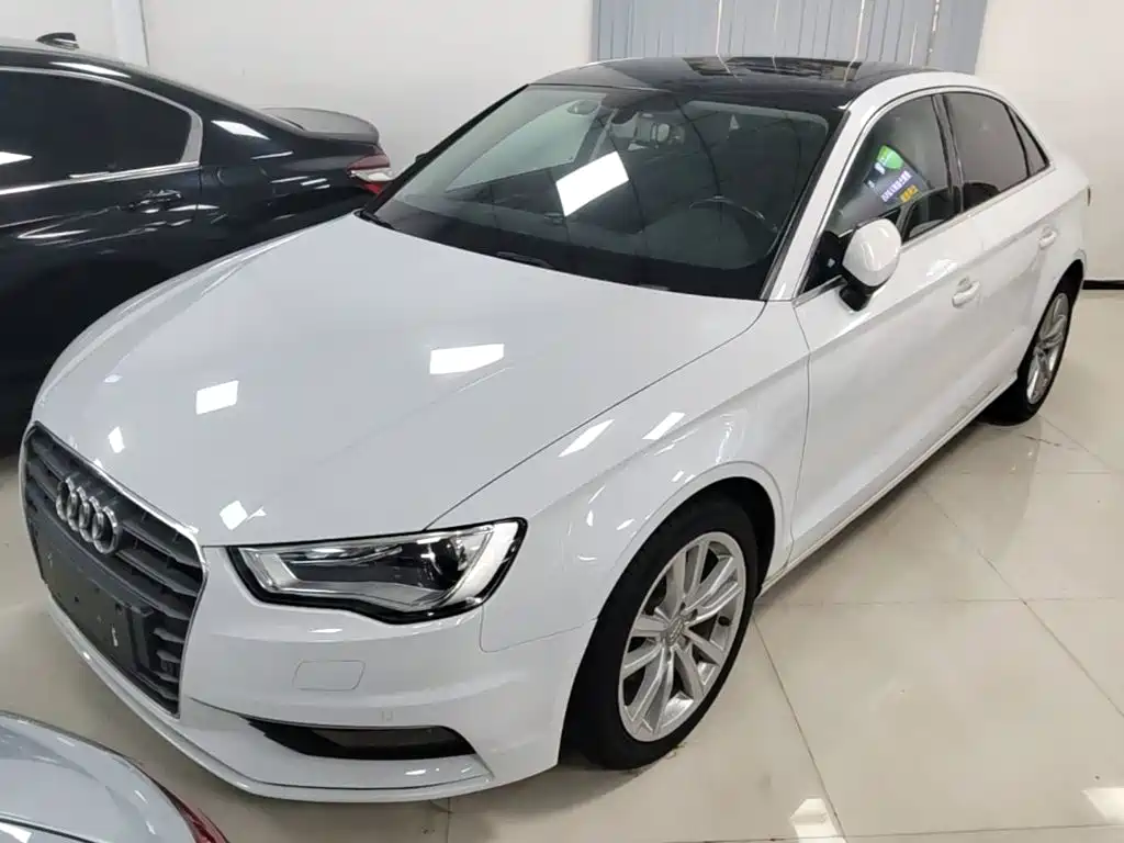 Audi A3 2017 — фото 1