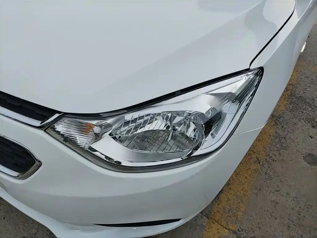 Chevrolet Sail 2015 — фото 24