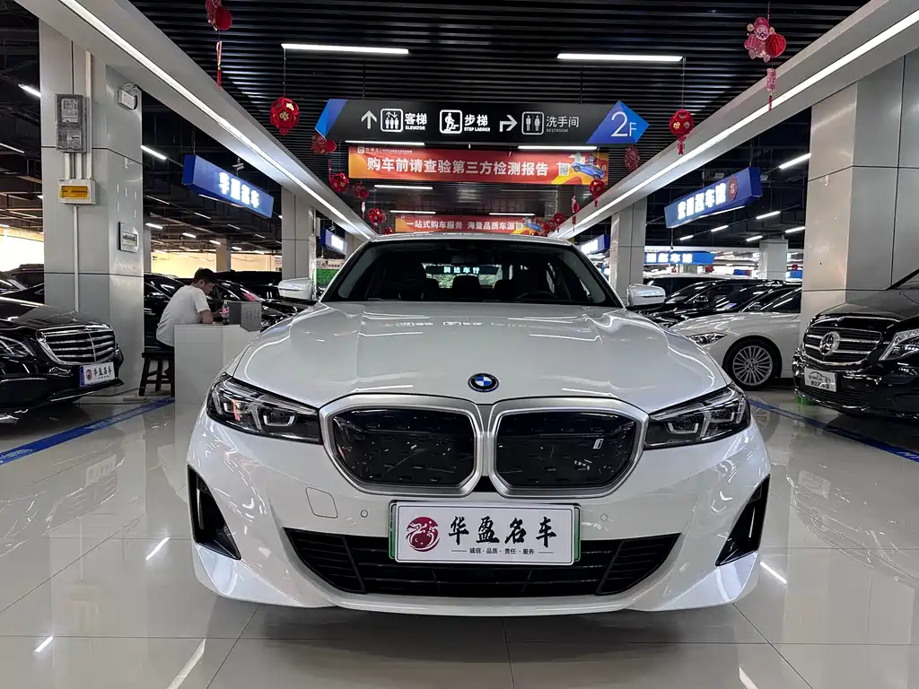 BMW i3 2023 — фото 2