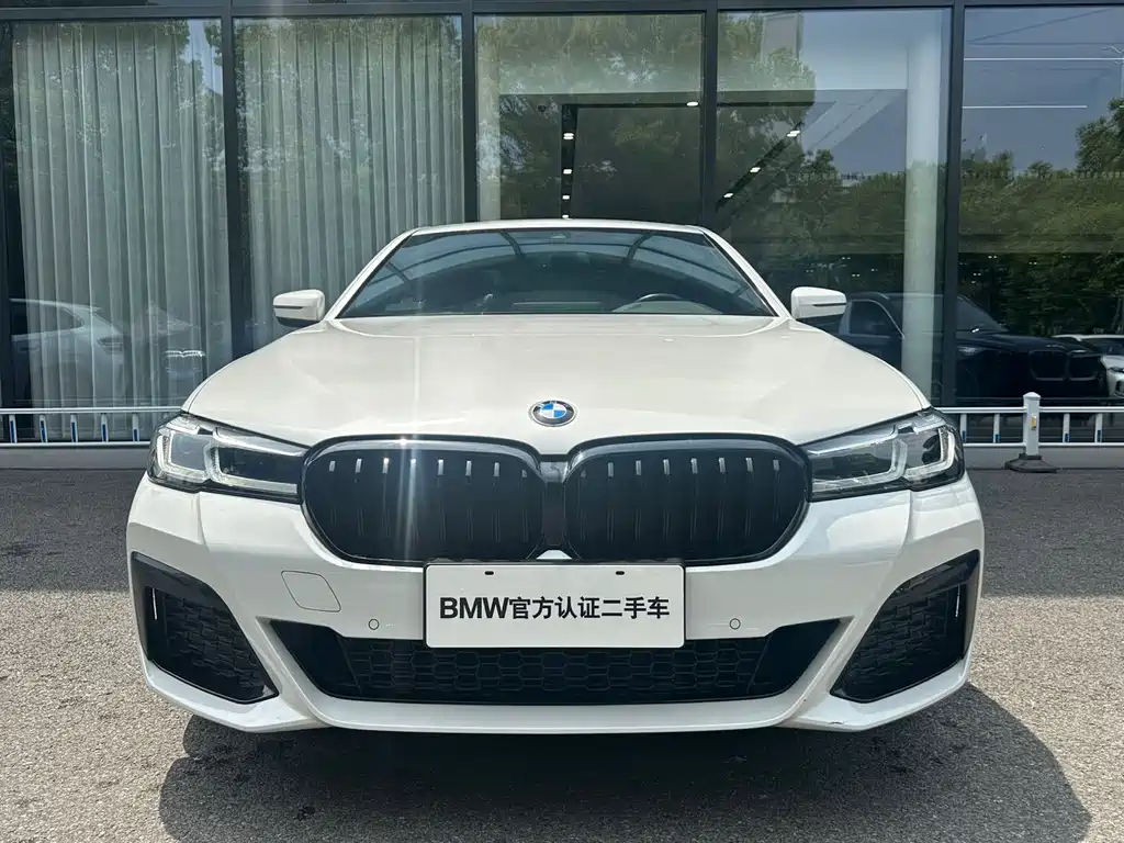 BMW 5 Series 2022