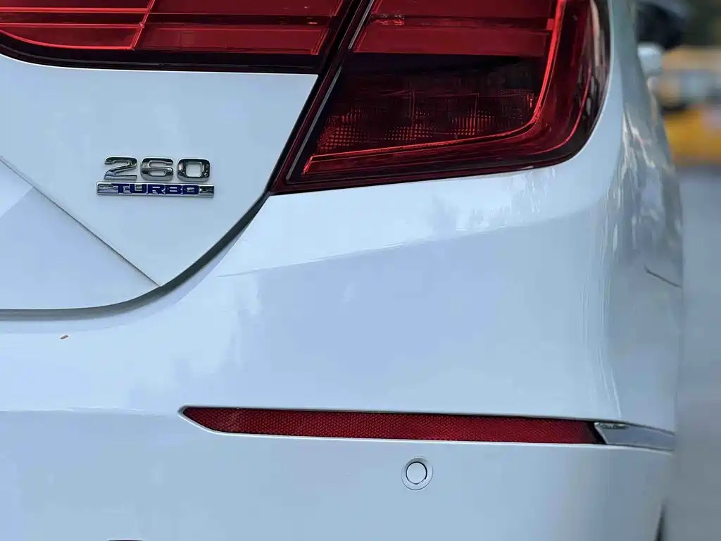 Honda Inspire 2023 — фото 12