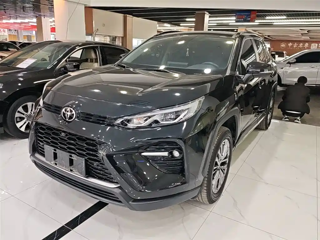 Toyota Wildlander 2023 — фото 2