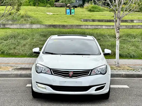 Roewe 350 2015