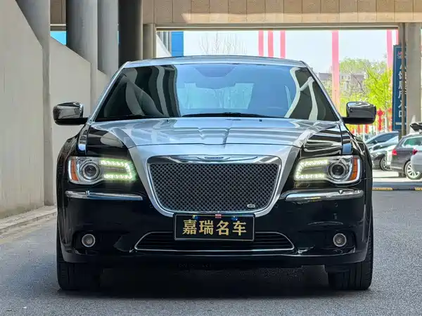 Chrysler 300C 2013