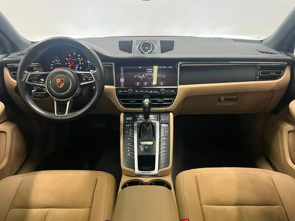 Porsche Macan 2020 — фото 9