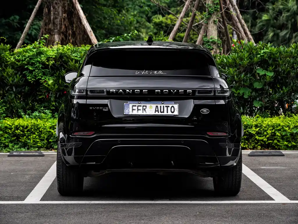Land Rover Evoque 2024 — фото 17
