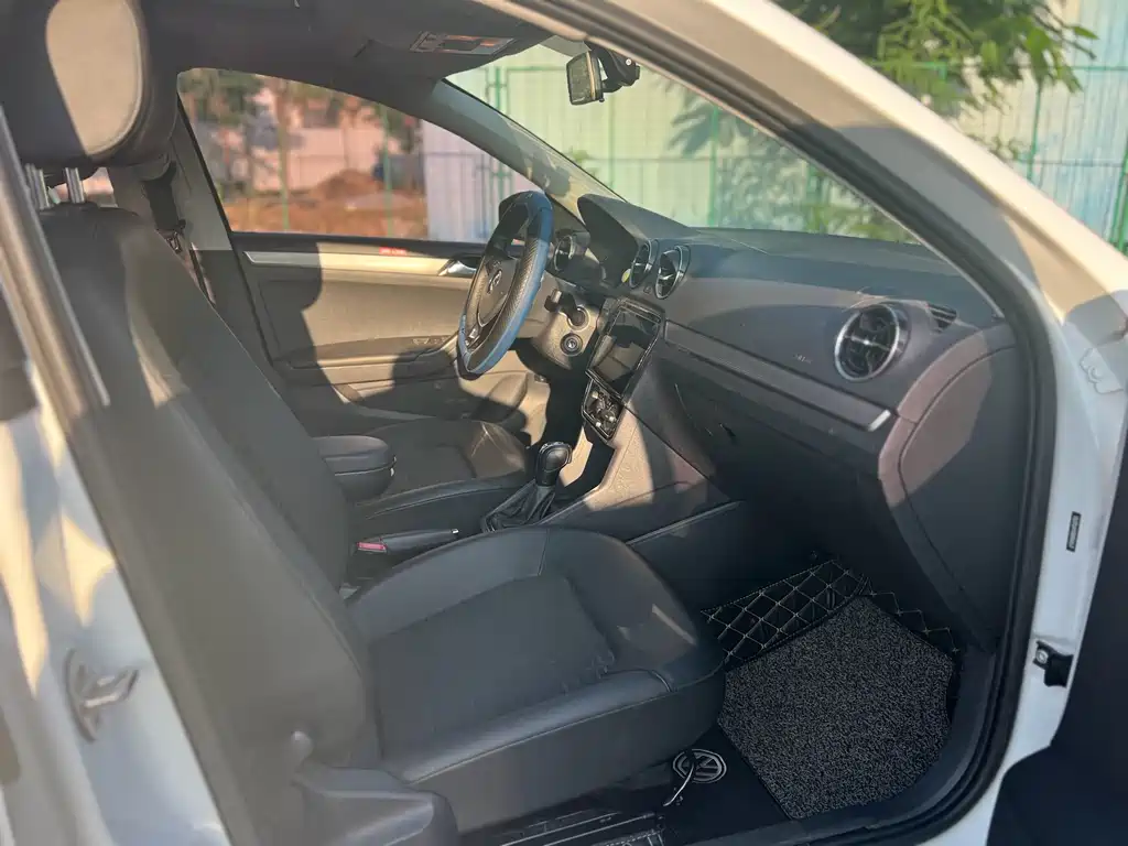 Volkswagen Jetta 2019