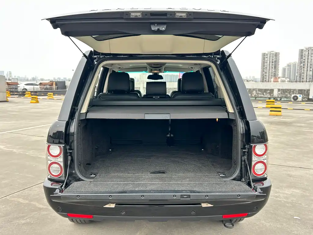 Land Rover Range Rover 2010 — фото 14