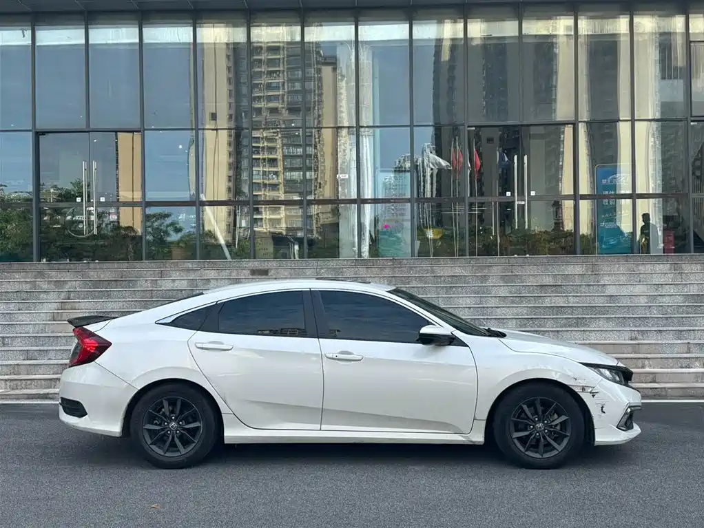 Honda Civic 2020 — фото 4