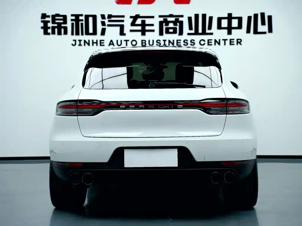 Porsche Macan 2019 — фото 17