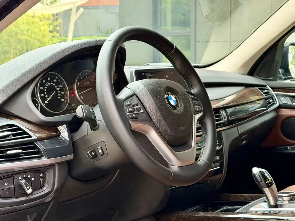 BMW X5 2014 — фото 10