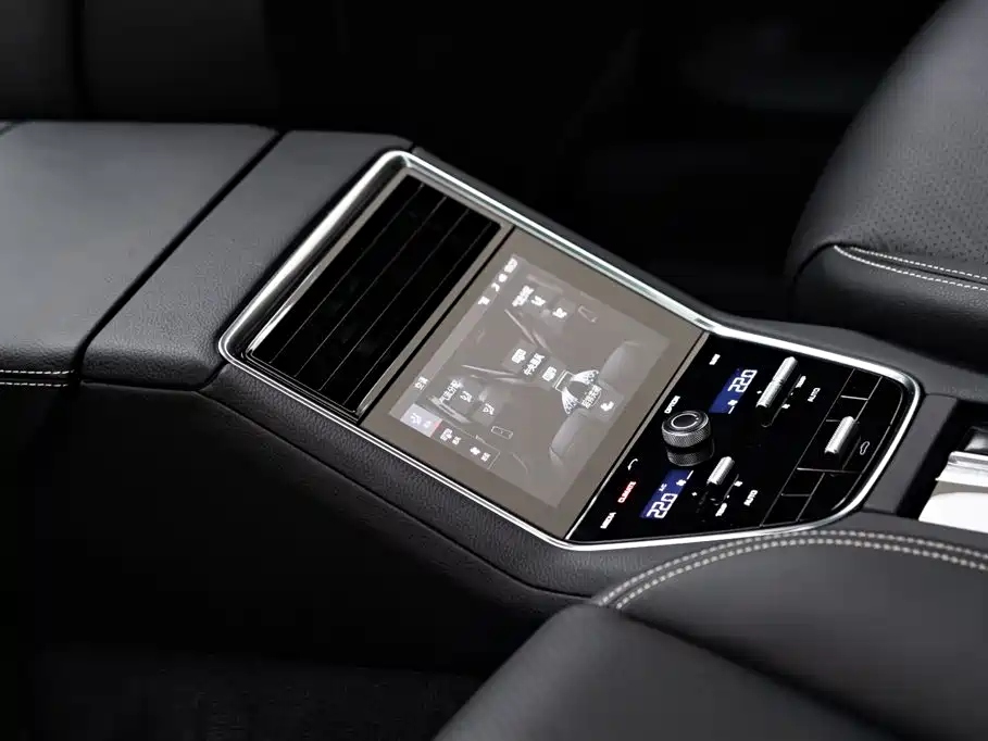 Porsche Panamera 2020 — фото 12