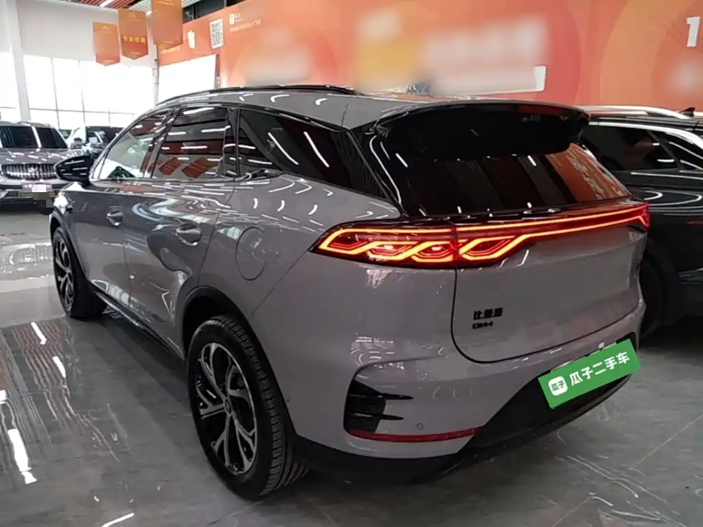 BYD Tang New Energy 2025 — фото 5