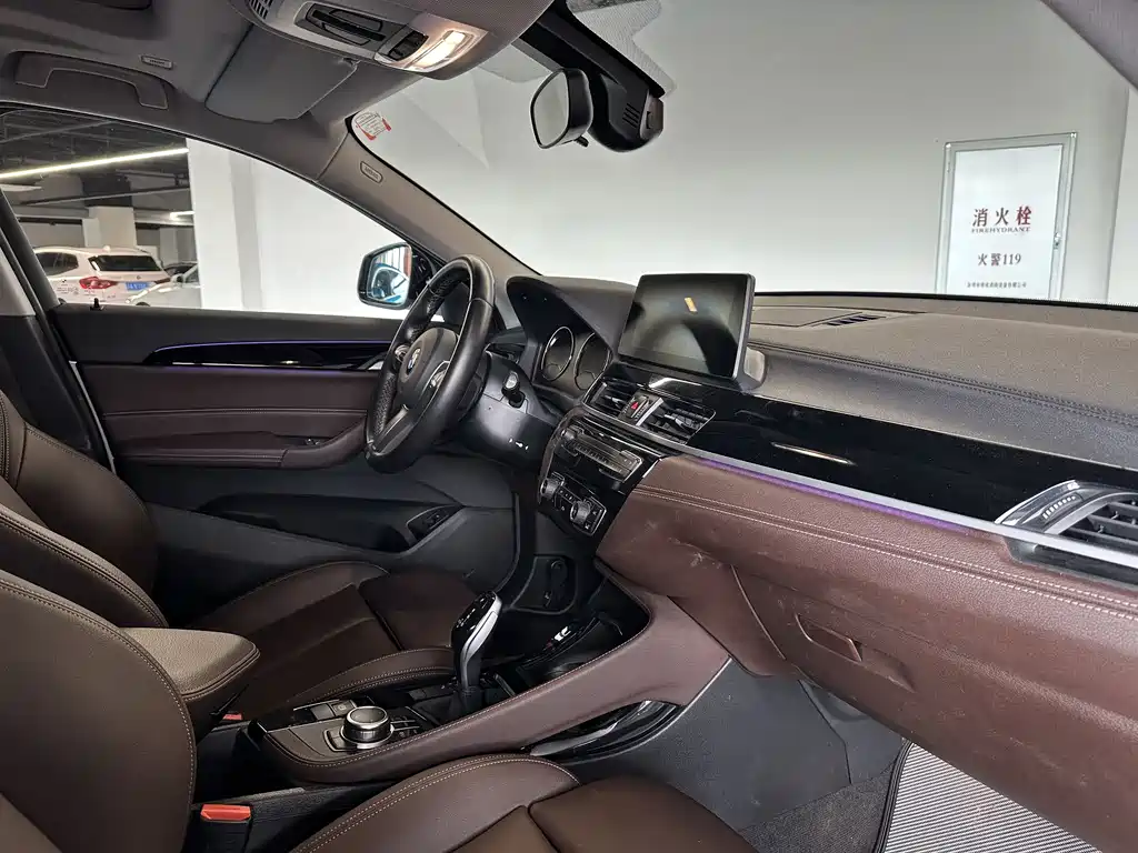 BMW X2 2022 — фото 12