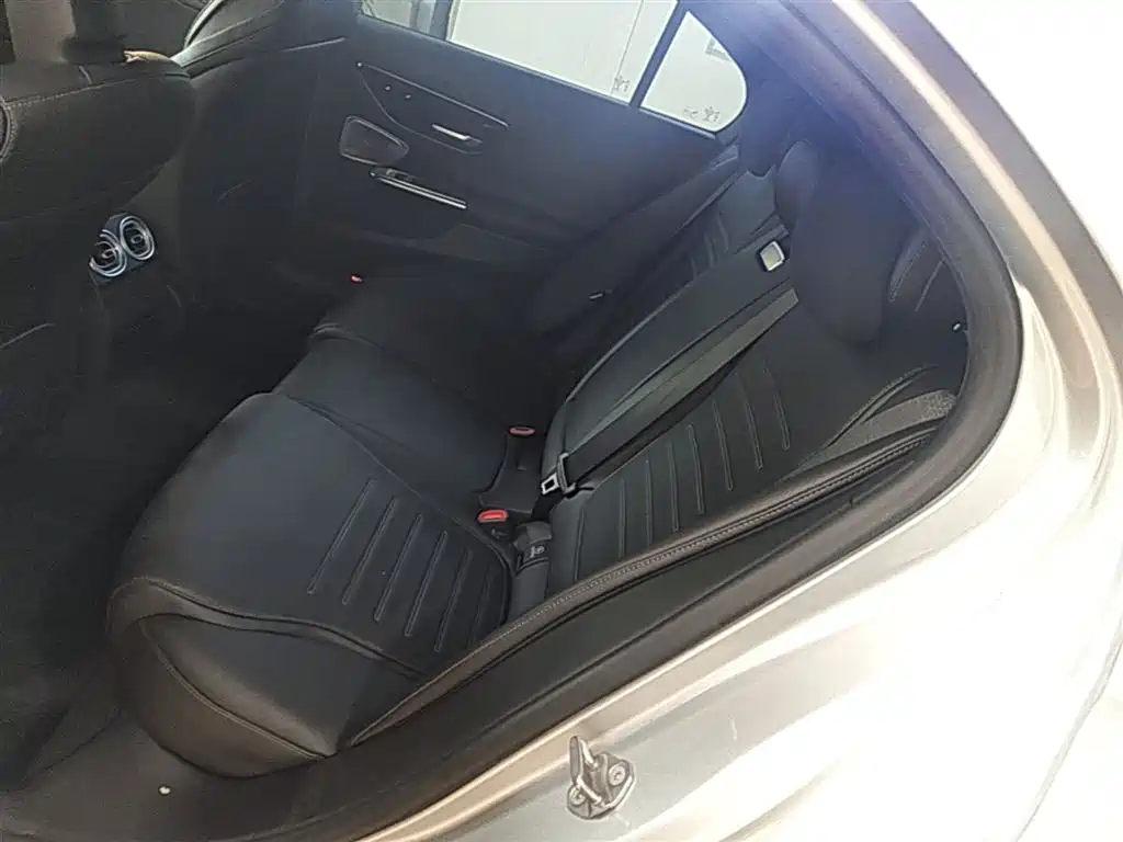 Mercedes-Benz C-Class 2022 — фото 17