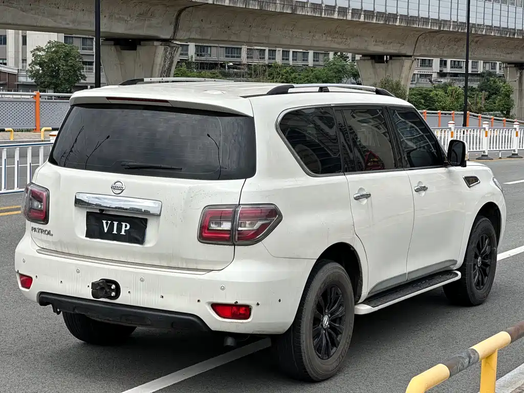 Nissan Patrol 2018 — фото 14