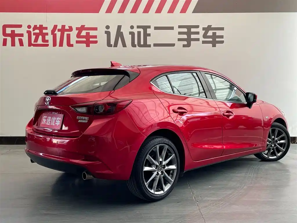 Mazda 3 Axela 2018 — фото 5