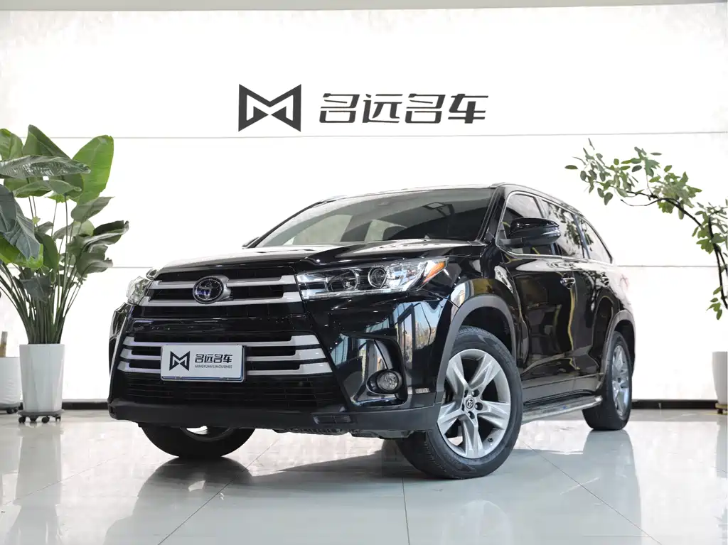 Toyota Highlander 2020 — фото 1