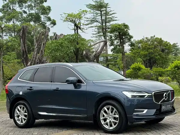 Volvo XC60 2021