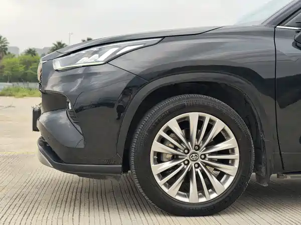 Toyota Highlander 2022
