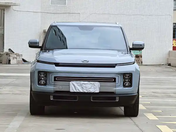 Geely ICON 2020