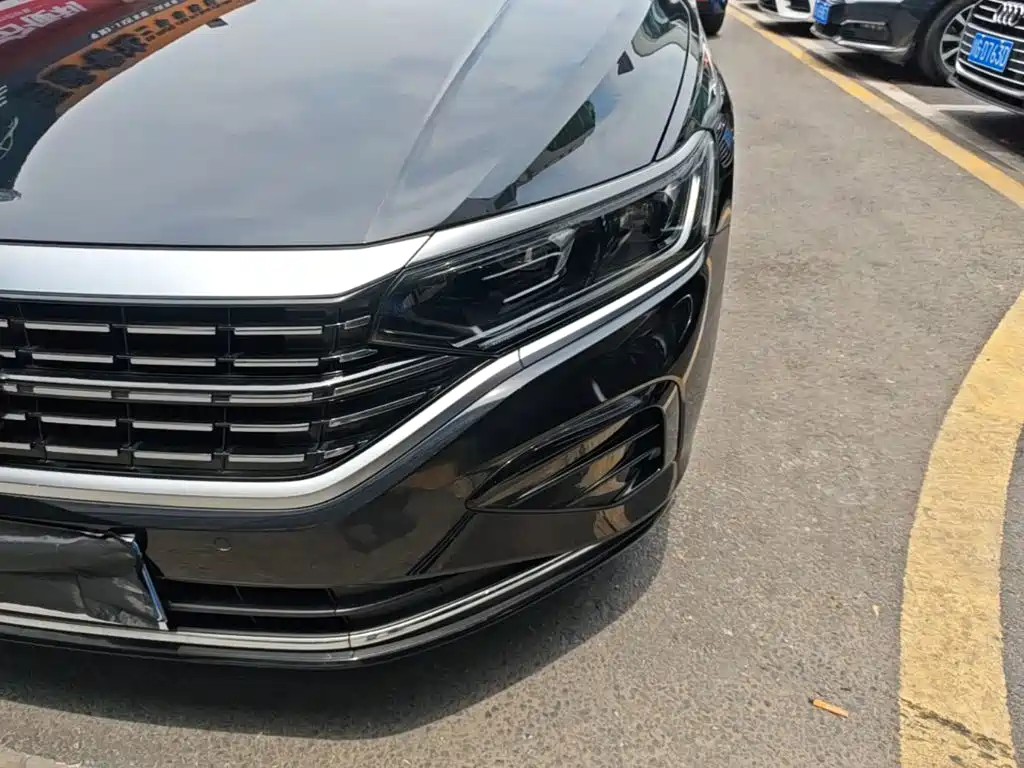 Volkswagen Passat 2023 — фото 24