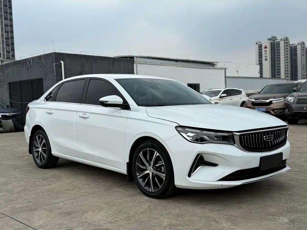 Geely Emgrand 2022 — фото 3