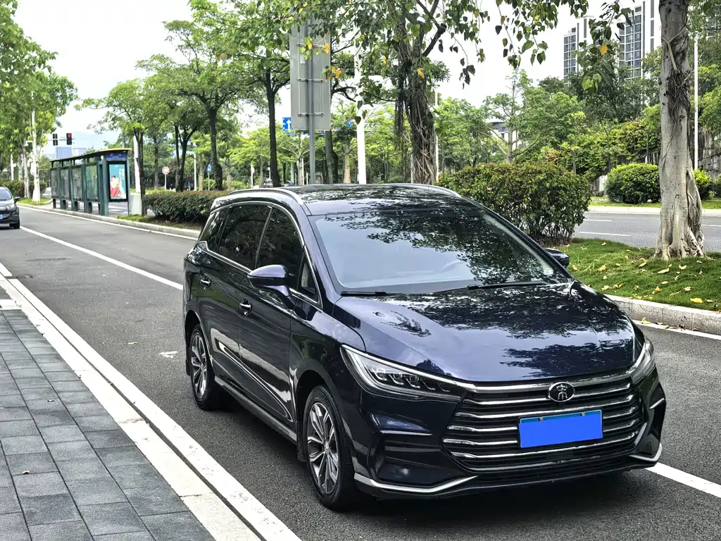 BYD MAX 2021 — фото 17