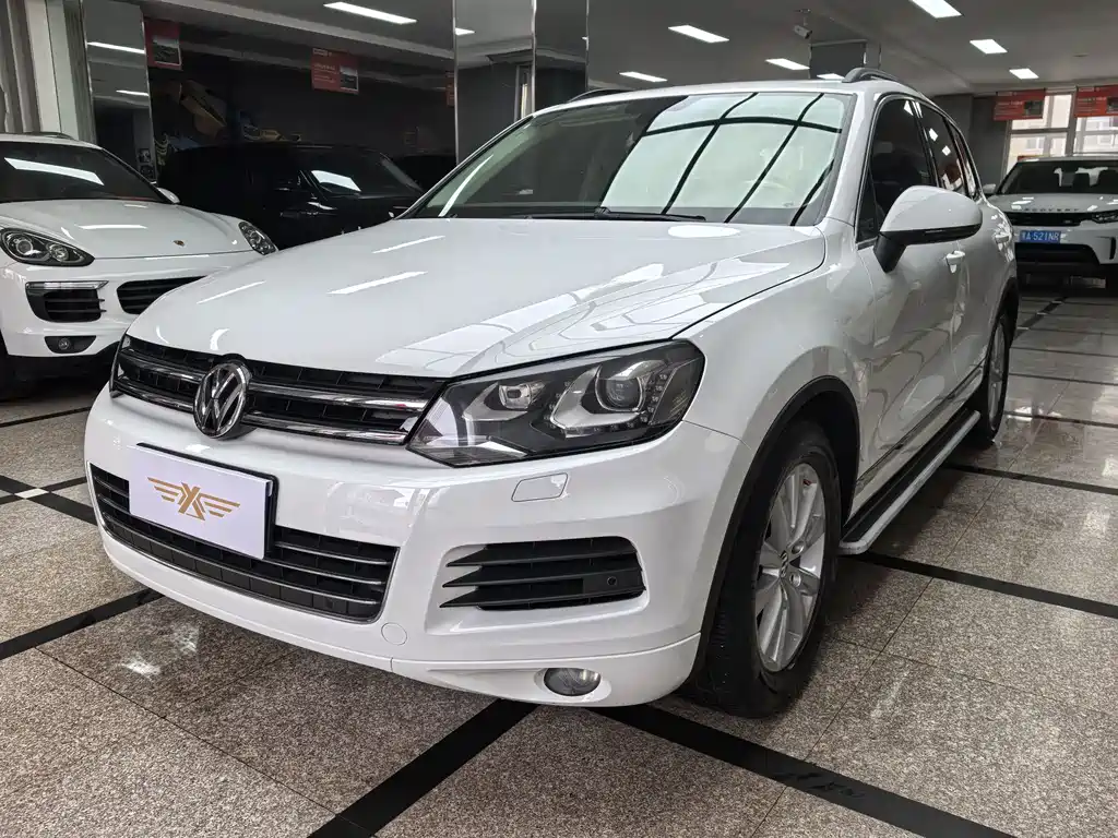 Volkswagen Touareg 2015 — фото 3