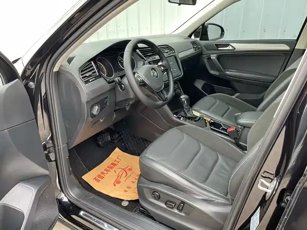 Volkswagen Tiguan L 2020