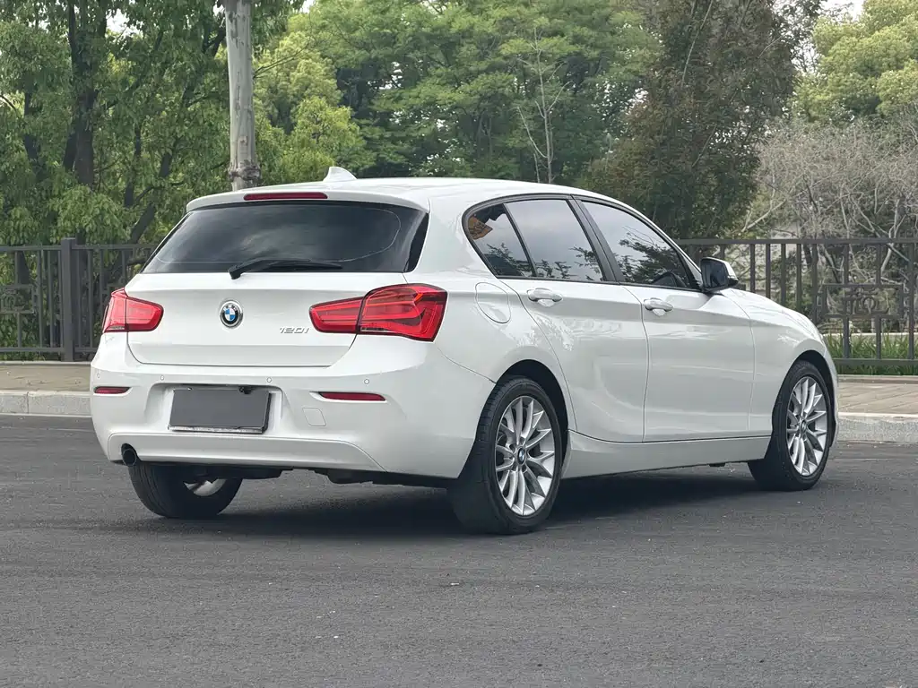 BMW 1 Series 2016 — фото 6